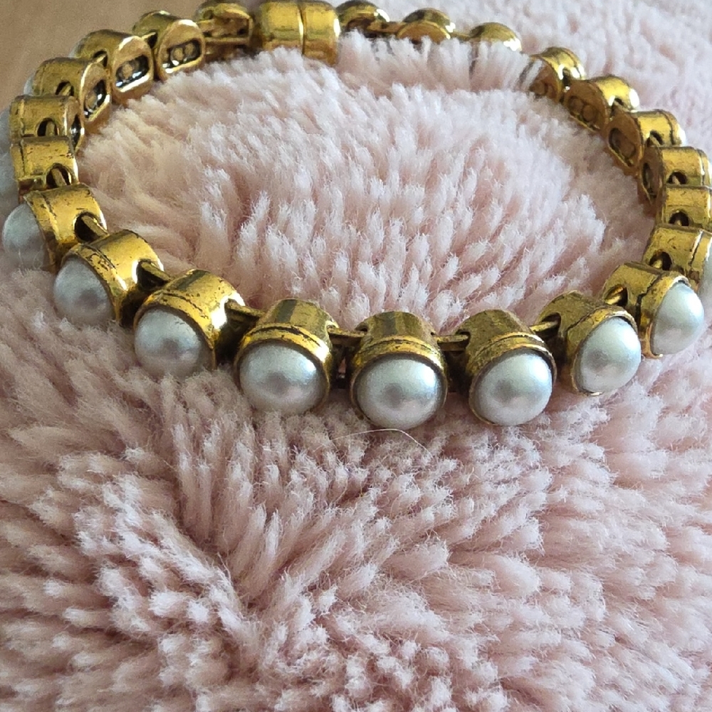 Gold and Pearl Bracelet